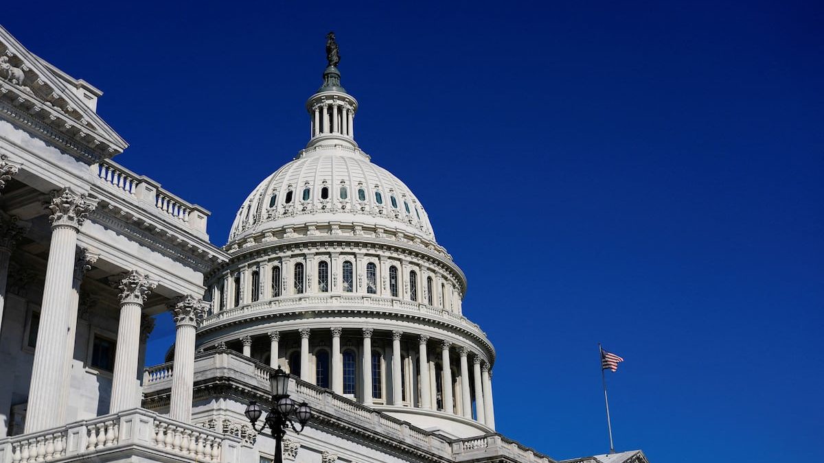 House passes funding bill to avert government shutdown