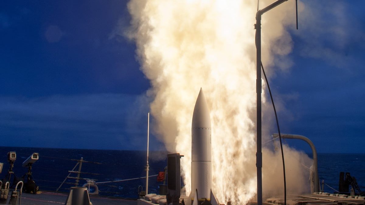 US Navy awards RTX’s Raytheon .4B for SM-6 missiles amid stockpile concerns